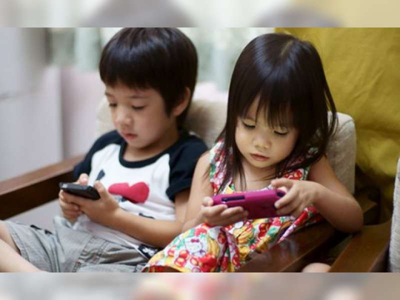 gadget pada anak